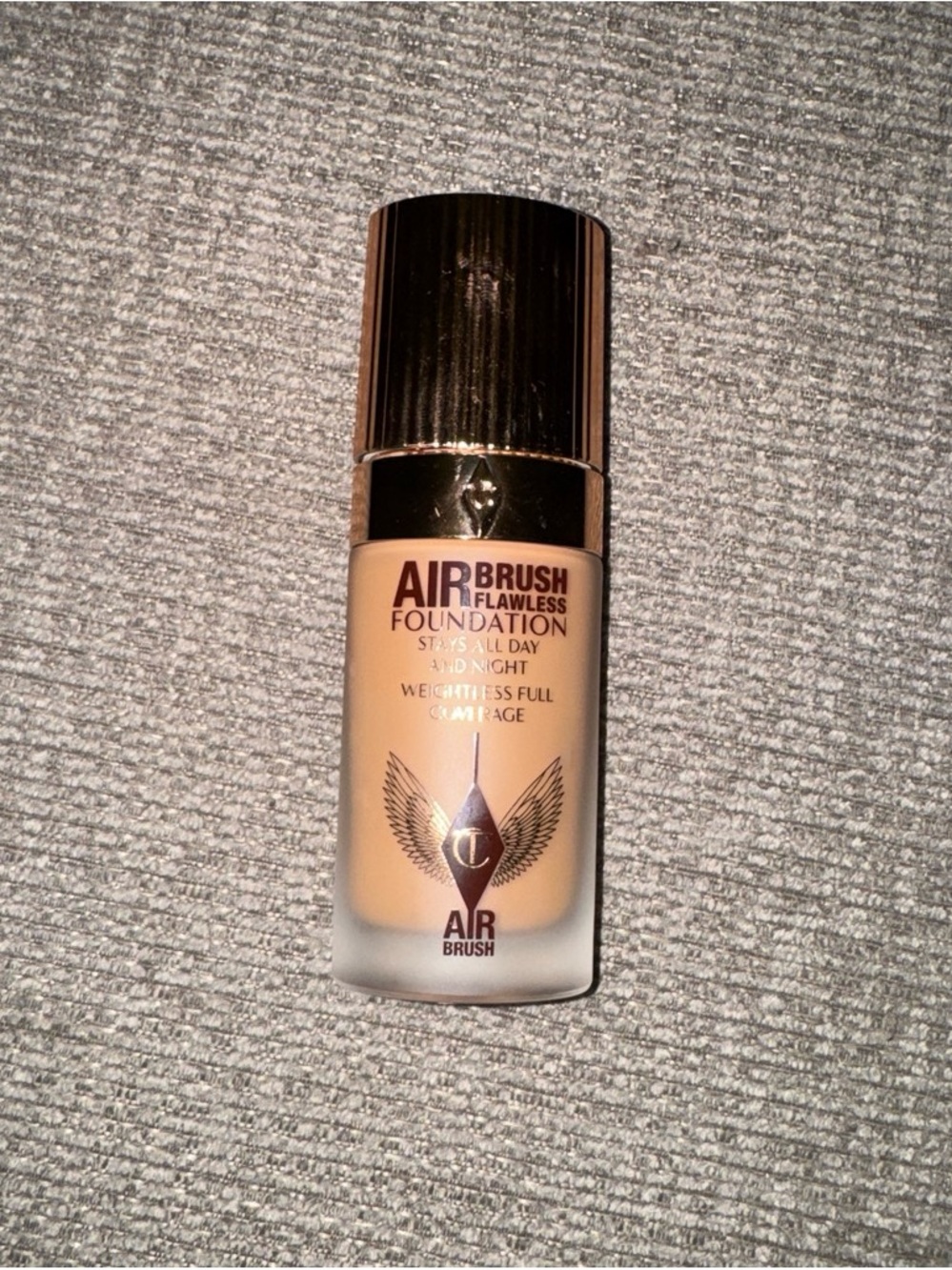 Charlotte Tilbury Airbrush Flawless Foundation - 9/cool